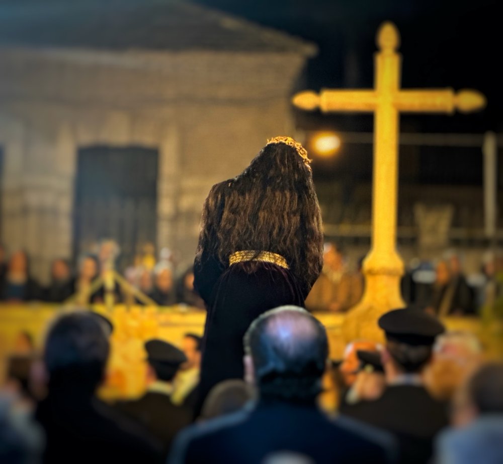 Procesión nocturna · Cruz de guía
